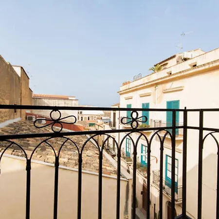 Bed & Breakfast Emporium Castellammare del Golfo